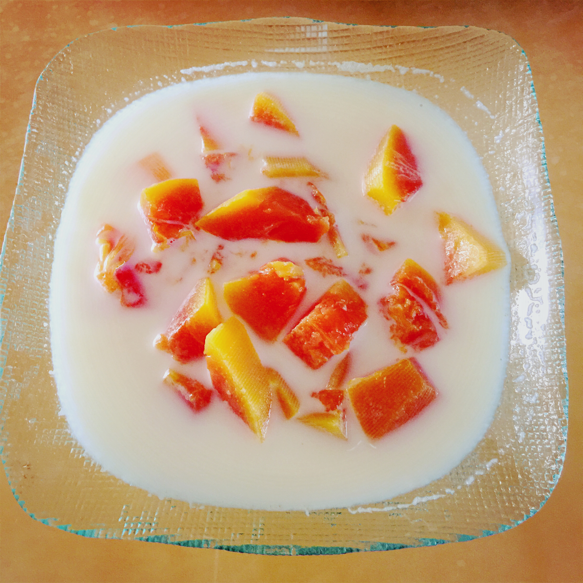 鲜奶炖木瓜