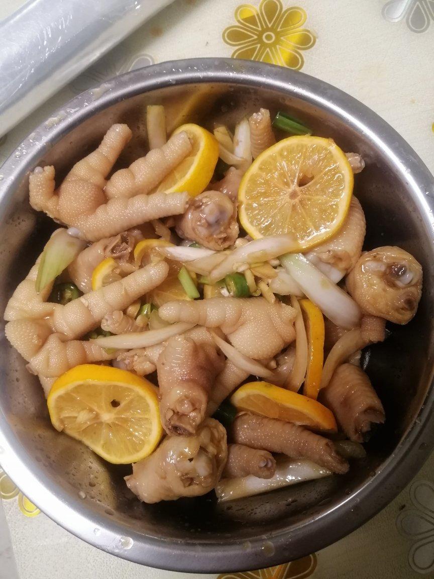 【柠檬酸辣鸡爪】自制超级无敌美味的网红鸡爪