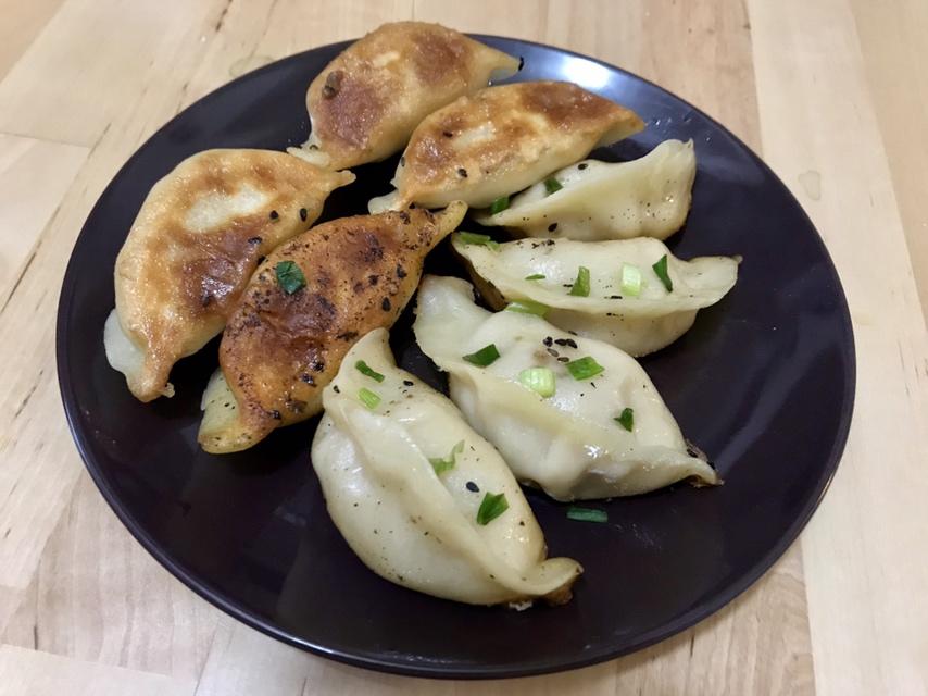 上海味道的鲜肉锅贴
