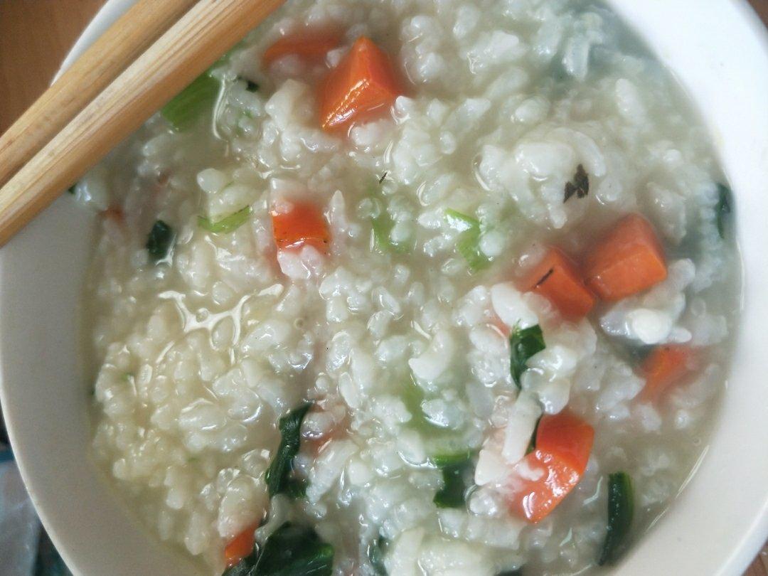 胡萝卜青菜粥
