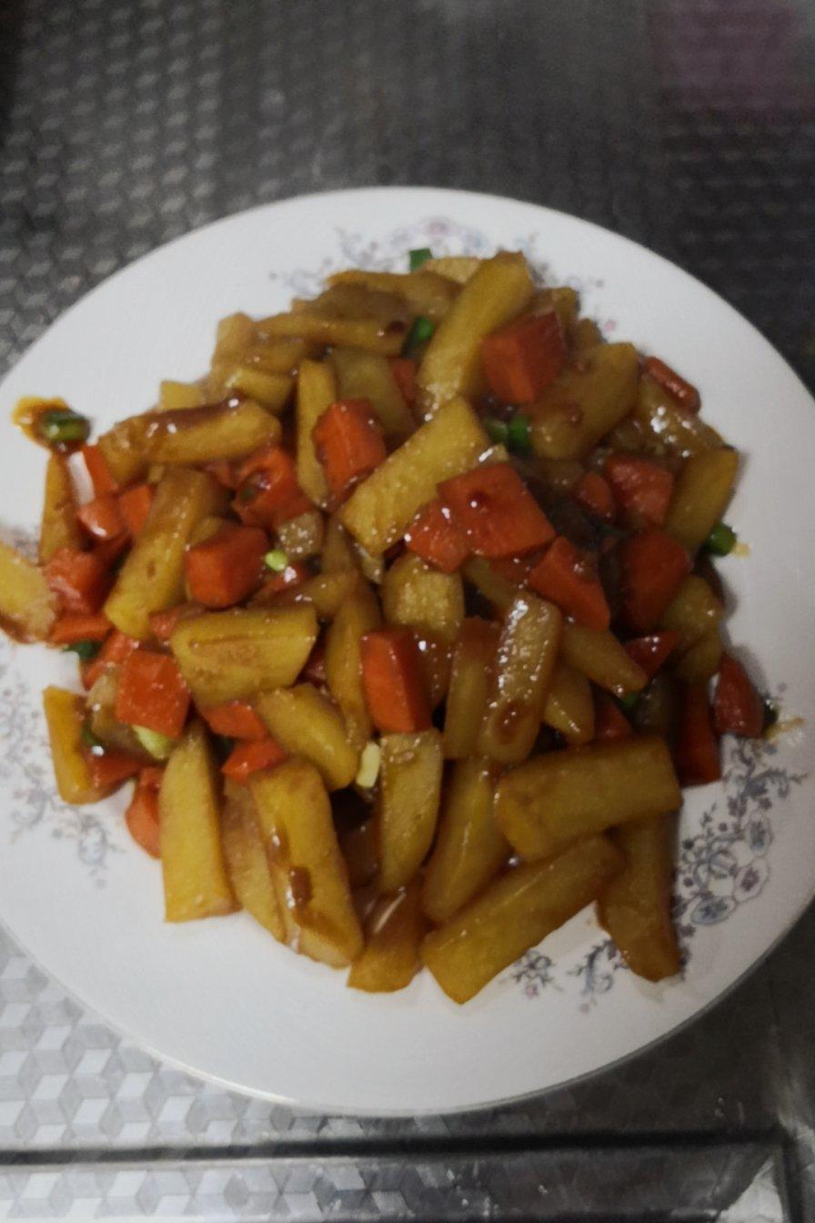 红烧土豆块