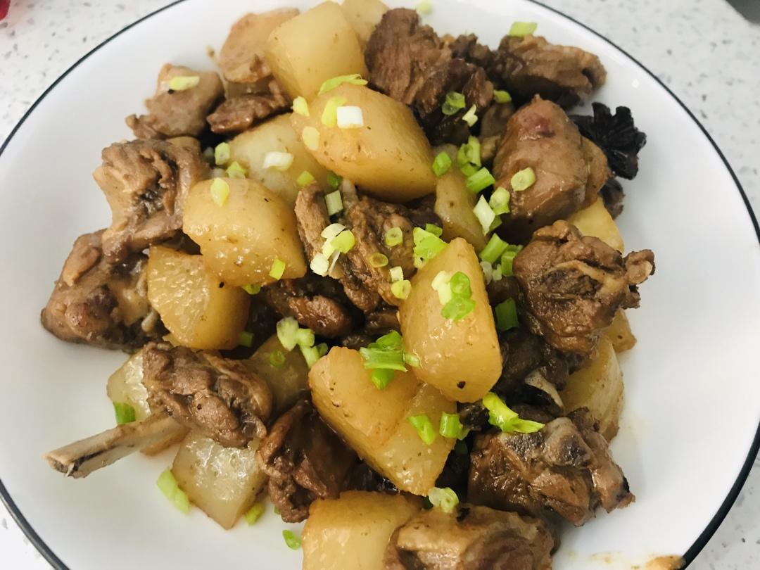 萝卜焖鸭