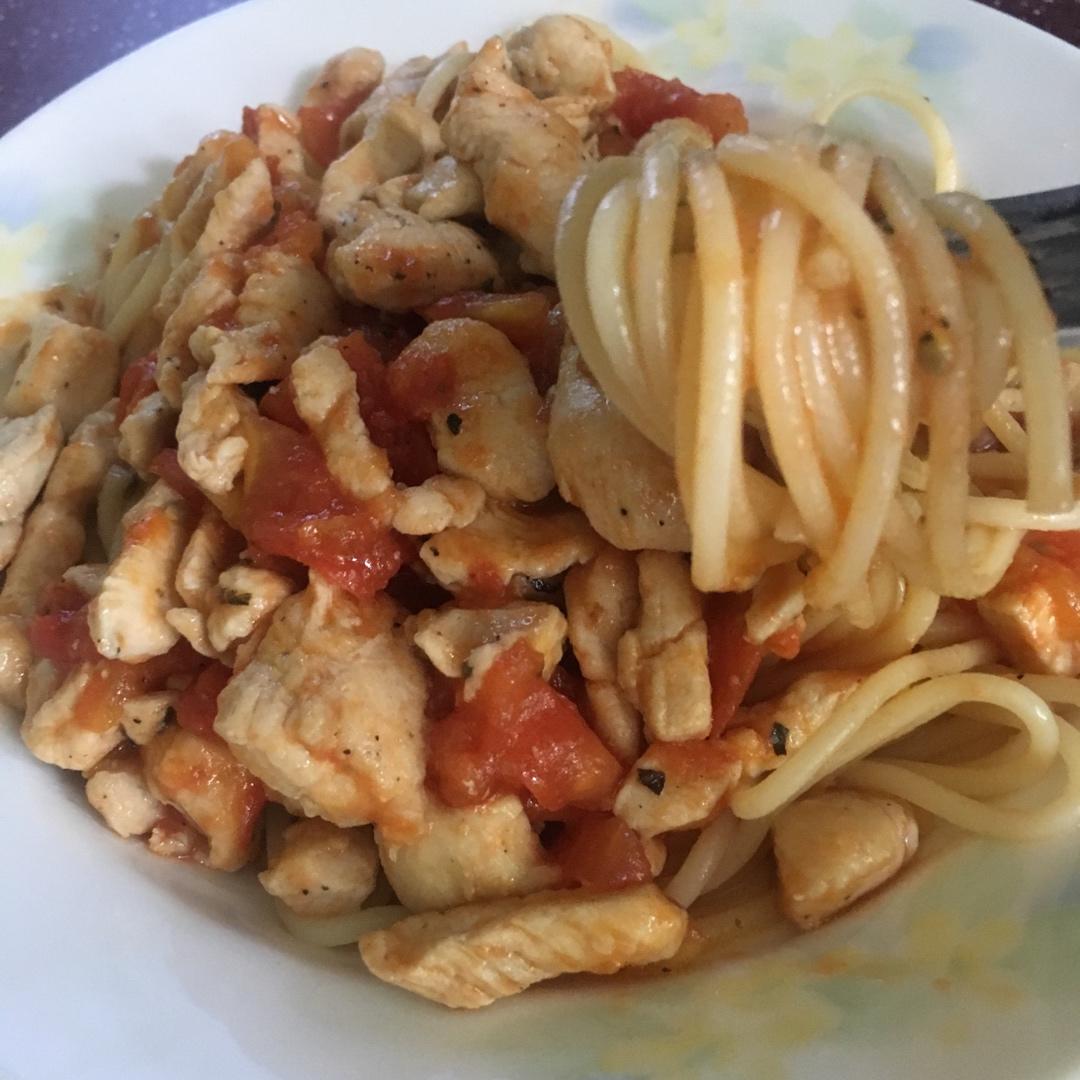 （完胜必胜客的）番茄肉酱意大利面～