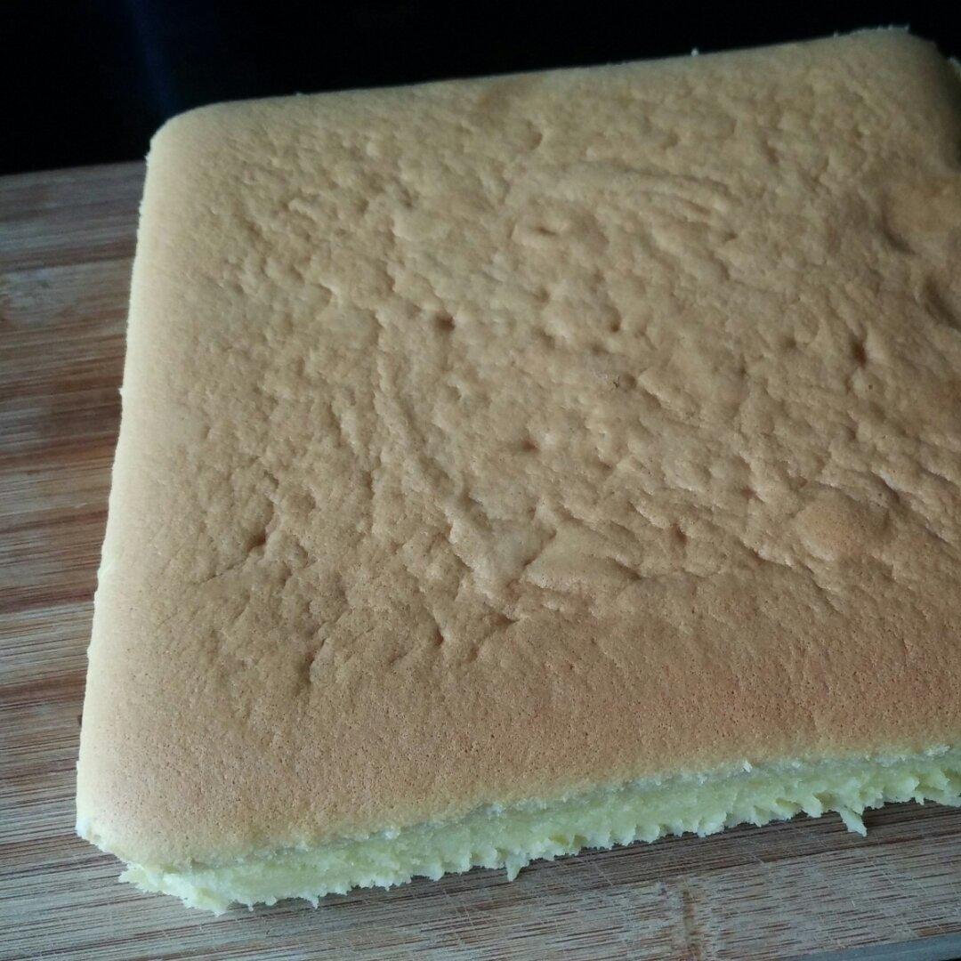 消耗淡奶油之作——淡奶油小蛋糕