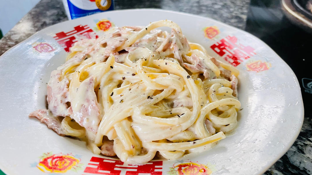 奶油蘑菇培根意大利面