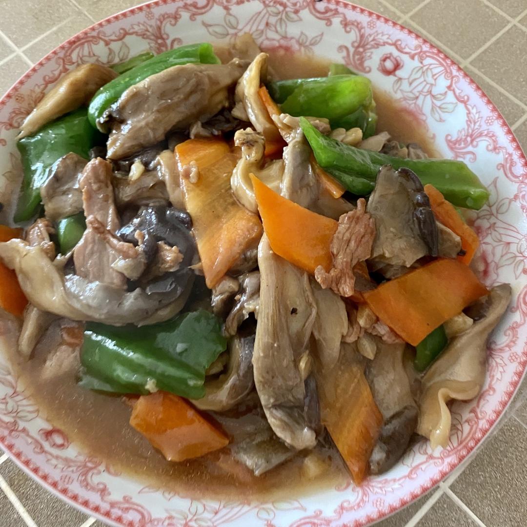 蚝油鲜蘑炒肉片