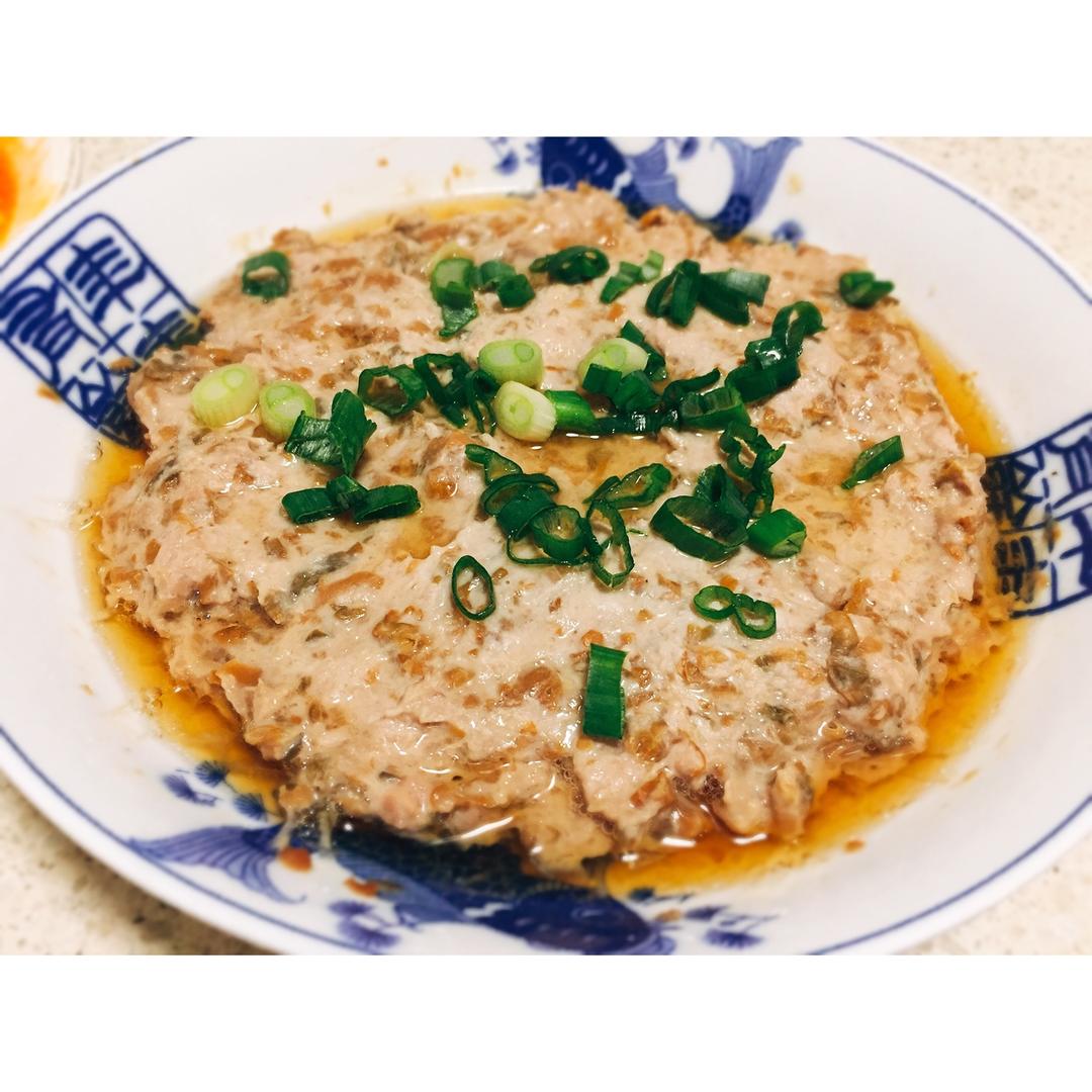 梅菜蒸肉饼