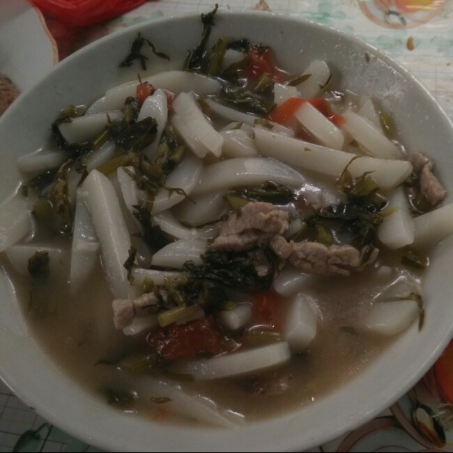 莫失你莫失我做的雪菜肉丝汤年糕