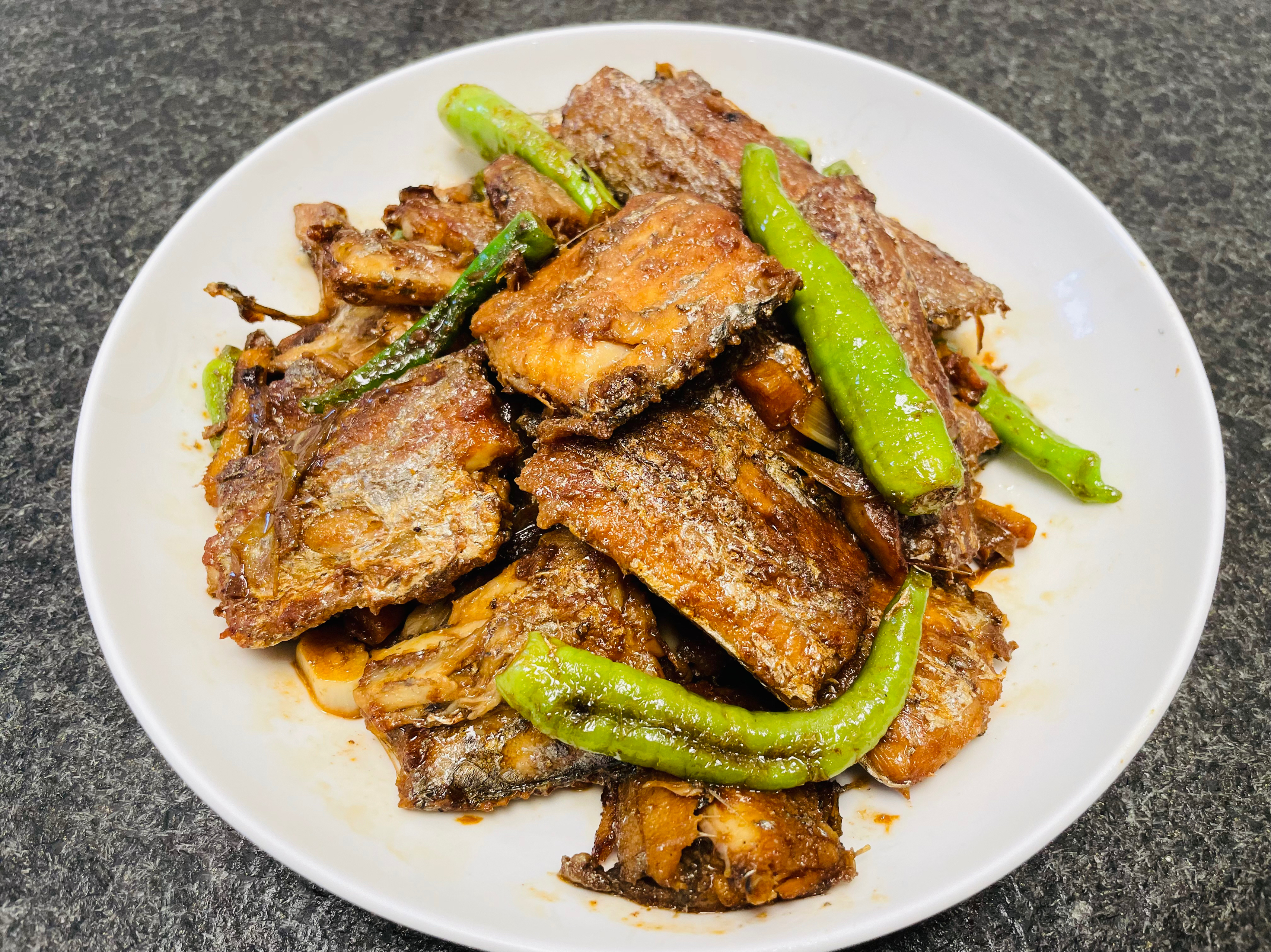 下饭菜：杭椒烧带鱼的做法