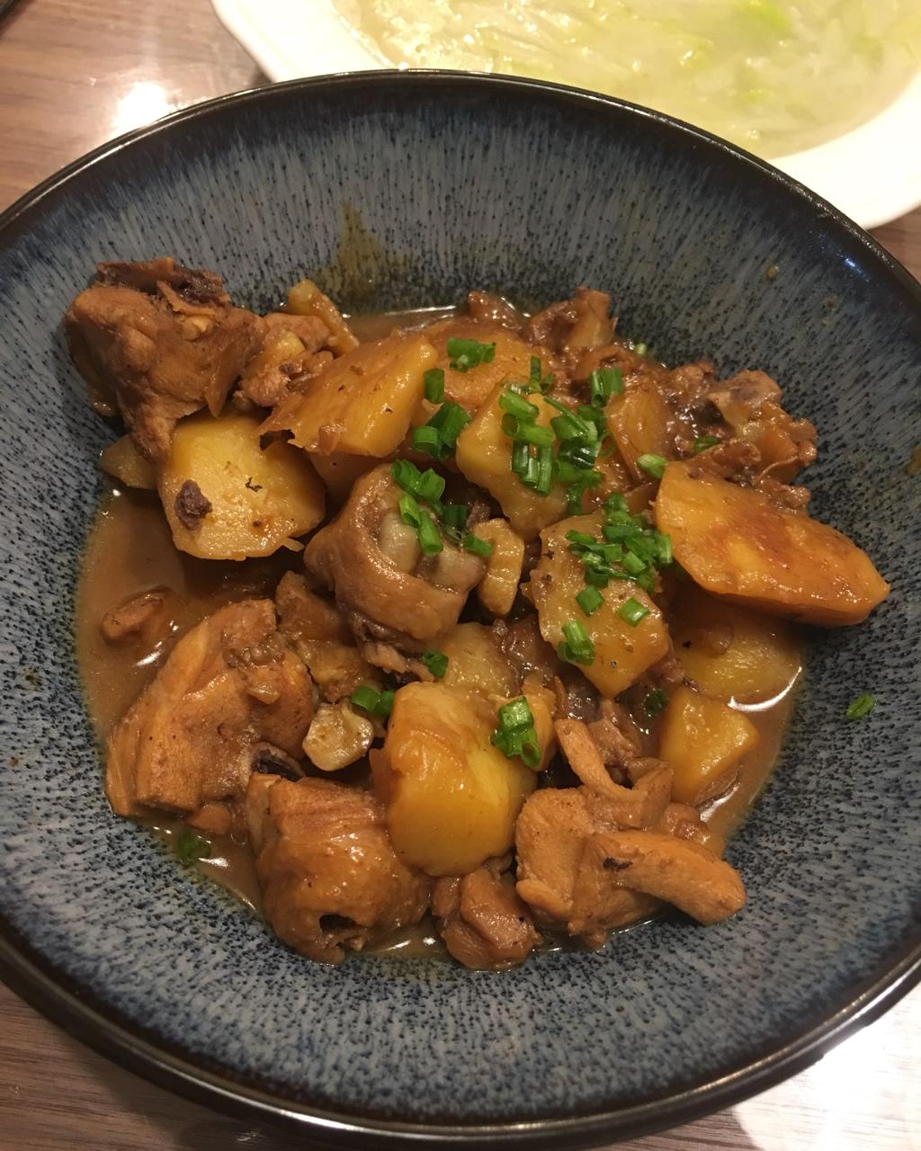 土豆香菇炖鸡腿