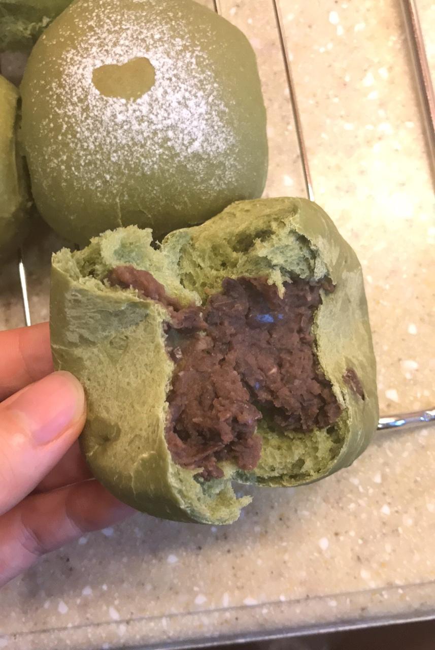 抹茶红豆软面包