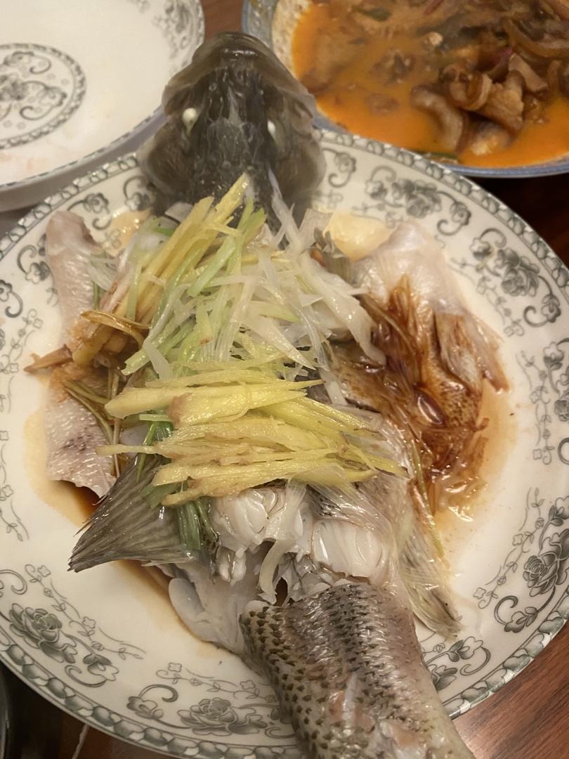 清蒸鲈鱼