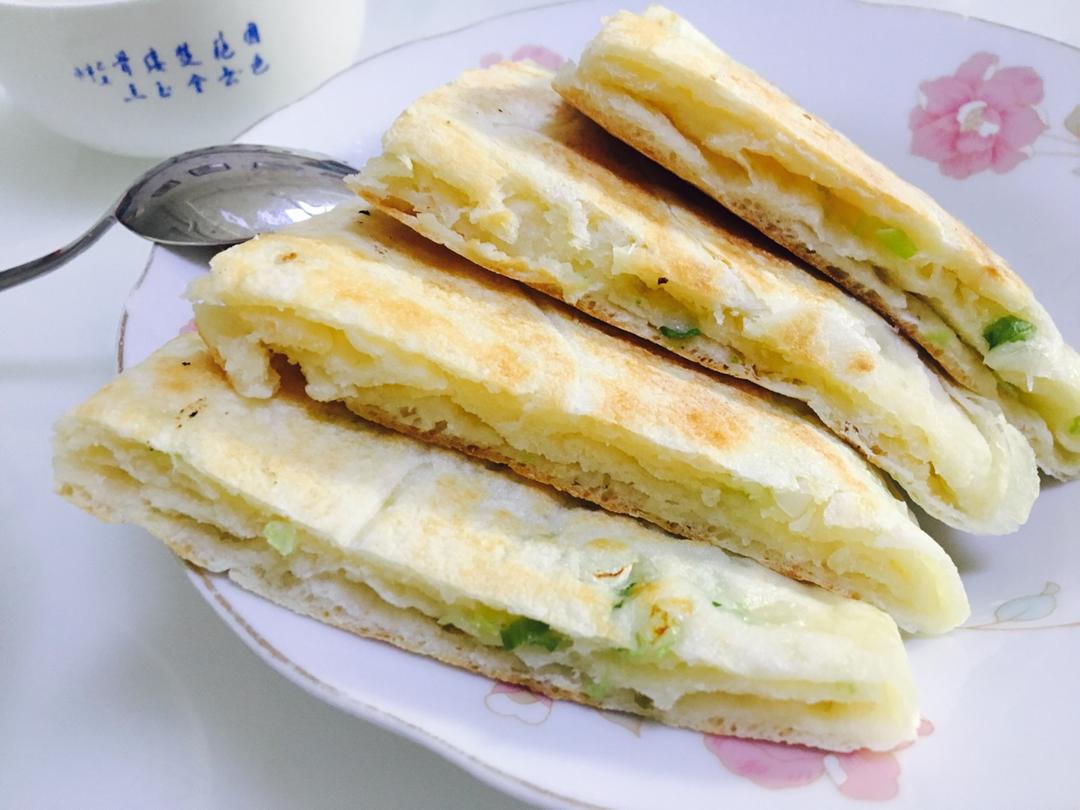 发面葱油饼 雨花石-77做的发面葱油饼 雨花石-77