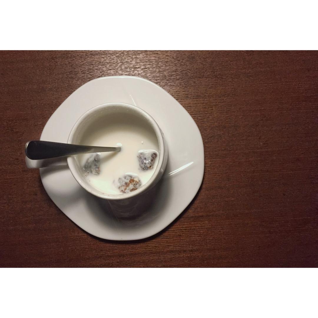 梅子/梅干牛奶