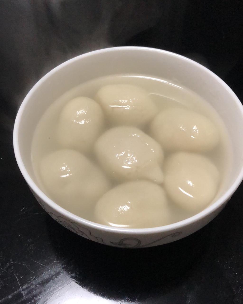 咚哩个咚他妈做的上海鲜肉大汤圆(内附包汤圆的手法讲解)