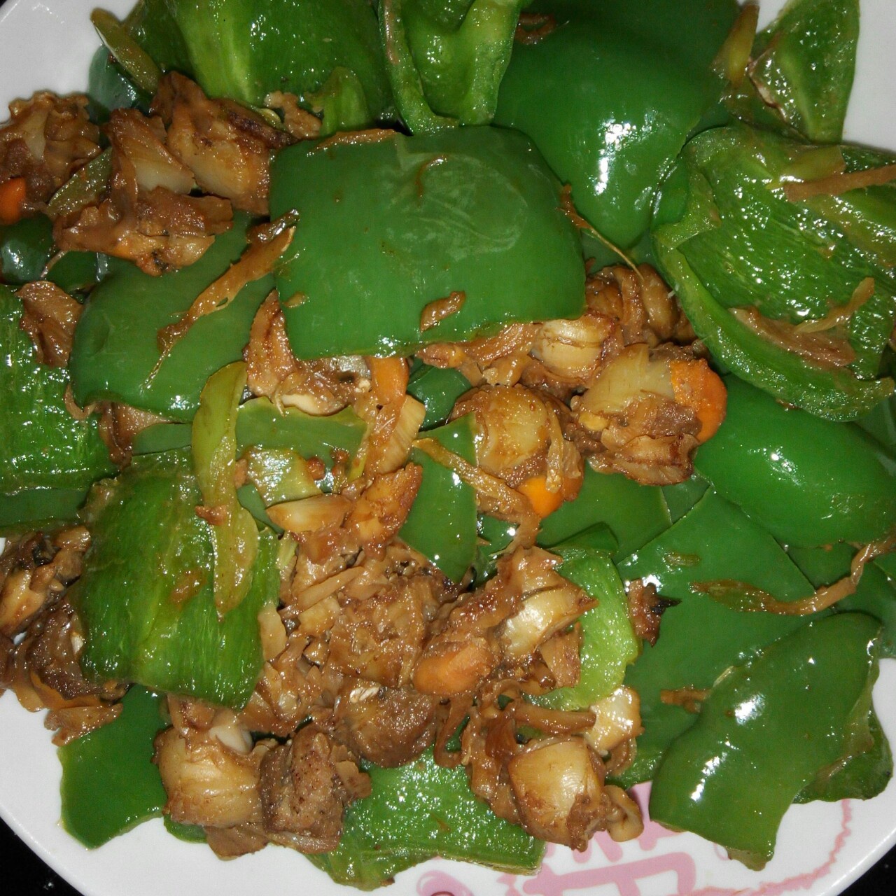 海螺肉炒彩椒
