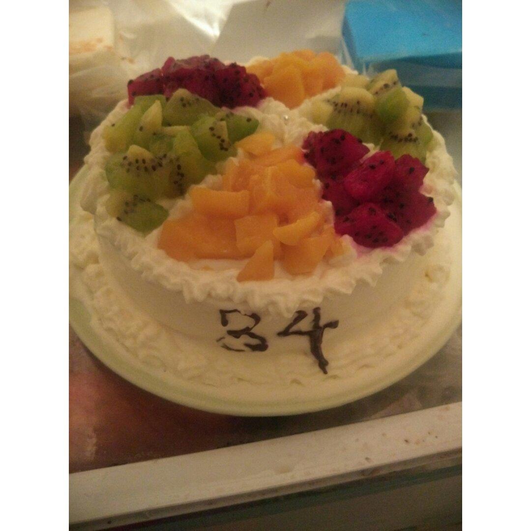 8寸水果生日蛋糕