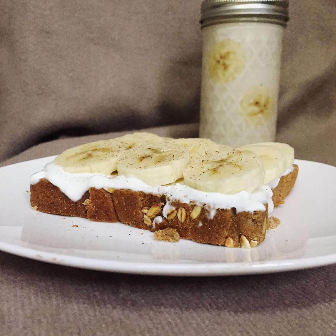 香蕉酸奶厚切吐司