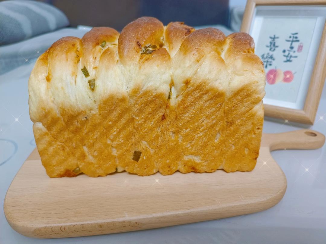 香葱肉松手撕吐司