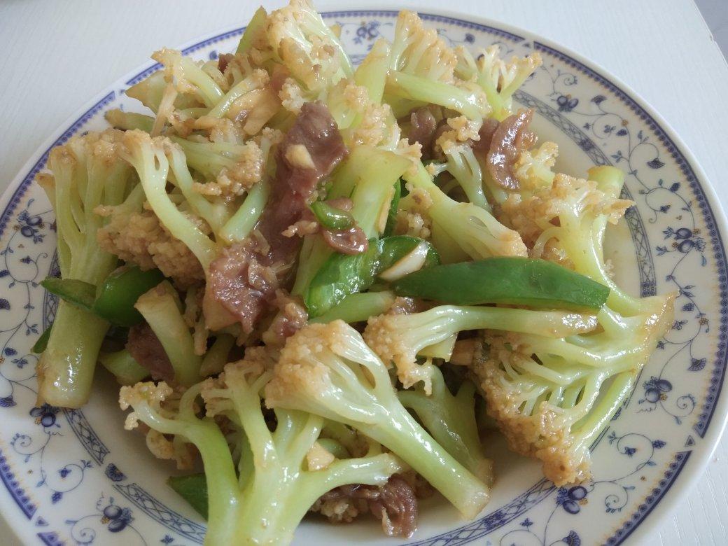 干煸菜花（花菜炒肉）