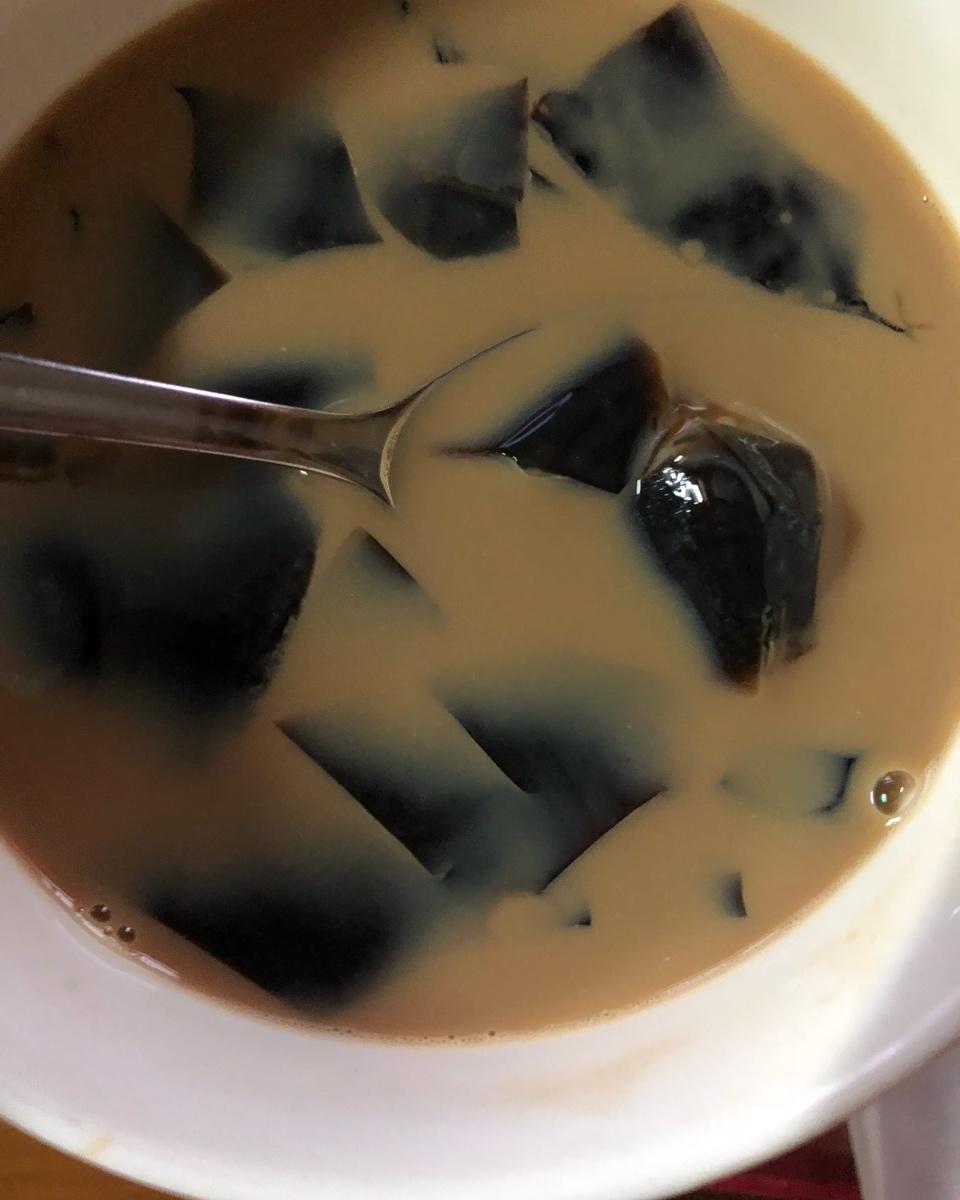 烧仙草蜜红豆奶茶