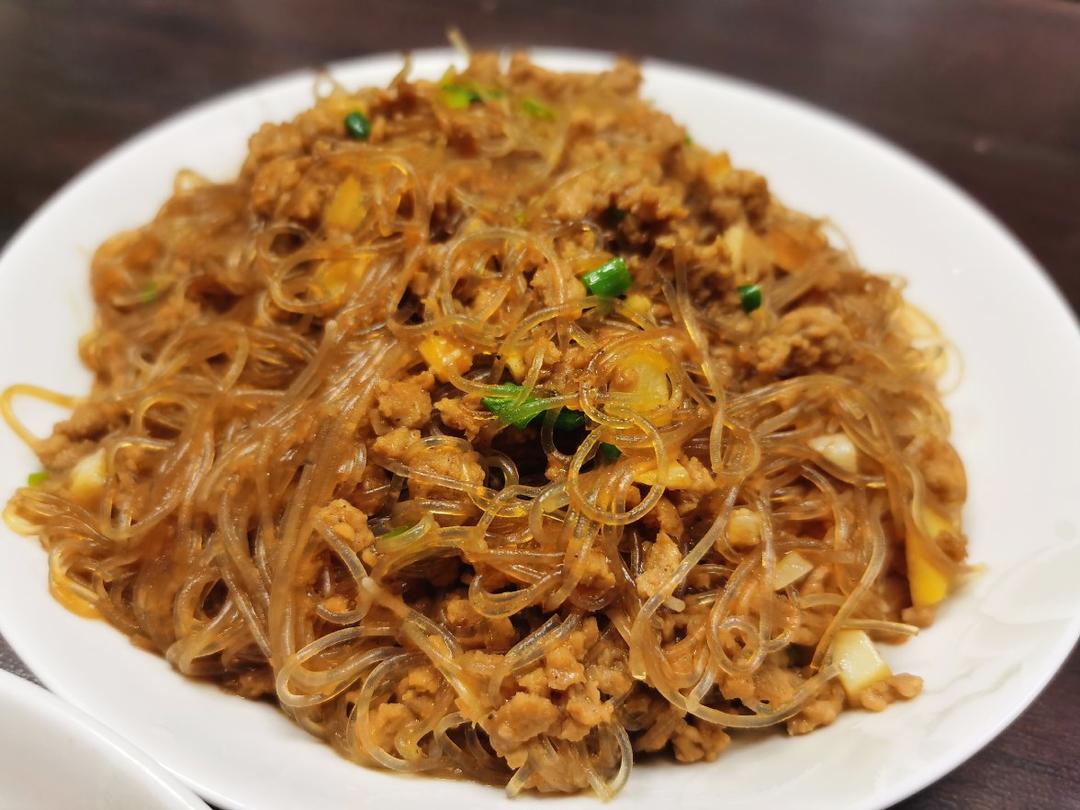 蚂蚁上树-5块钱搞定一道忽悠人的菜，没想到全家还要抢着吃