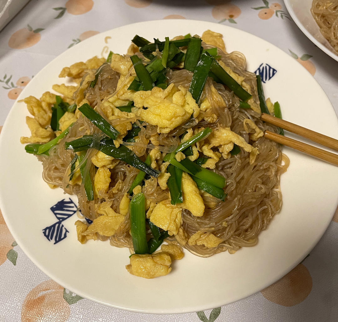 随意鸡蛋饼-有什么放什么的简易鸡蛋饼好吃到飞起