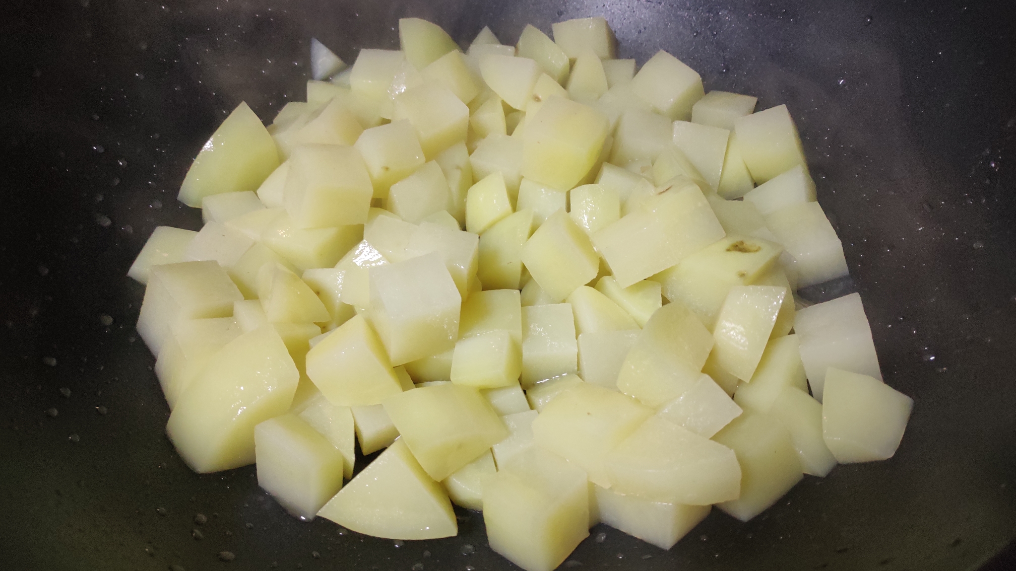 土豆的N种吃法·孜然土豆的做法 步骤3