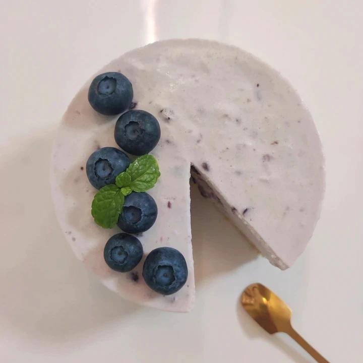 蓝莓酸奶慕斯（四寸）