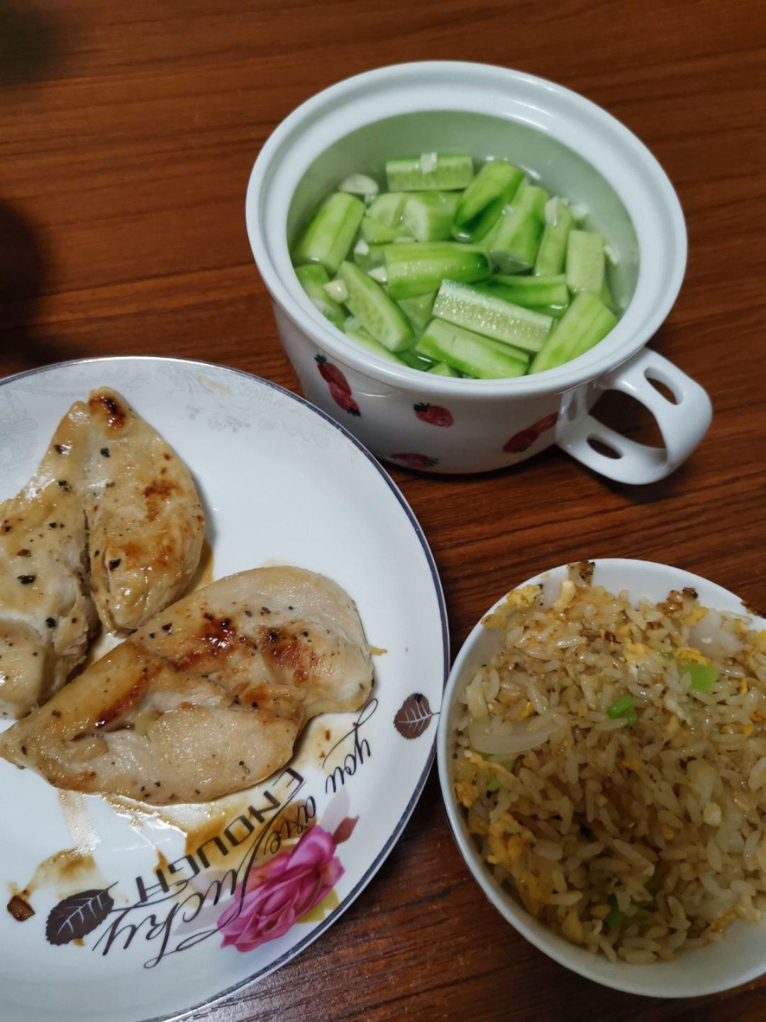 酷炫屌炸天好吃的煎鸡胸肉（香蒜蜂蜜煎鸡胸肉）