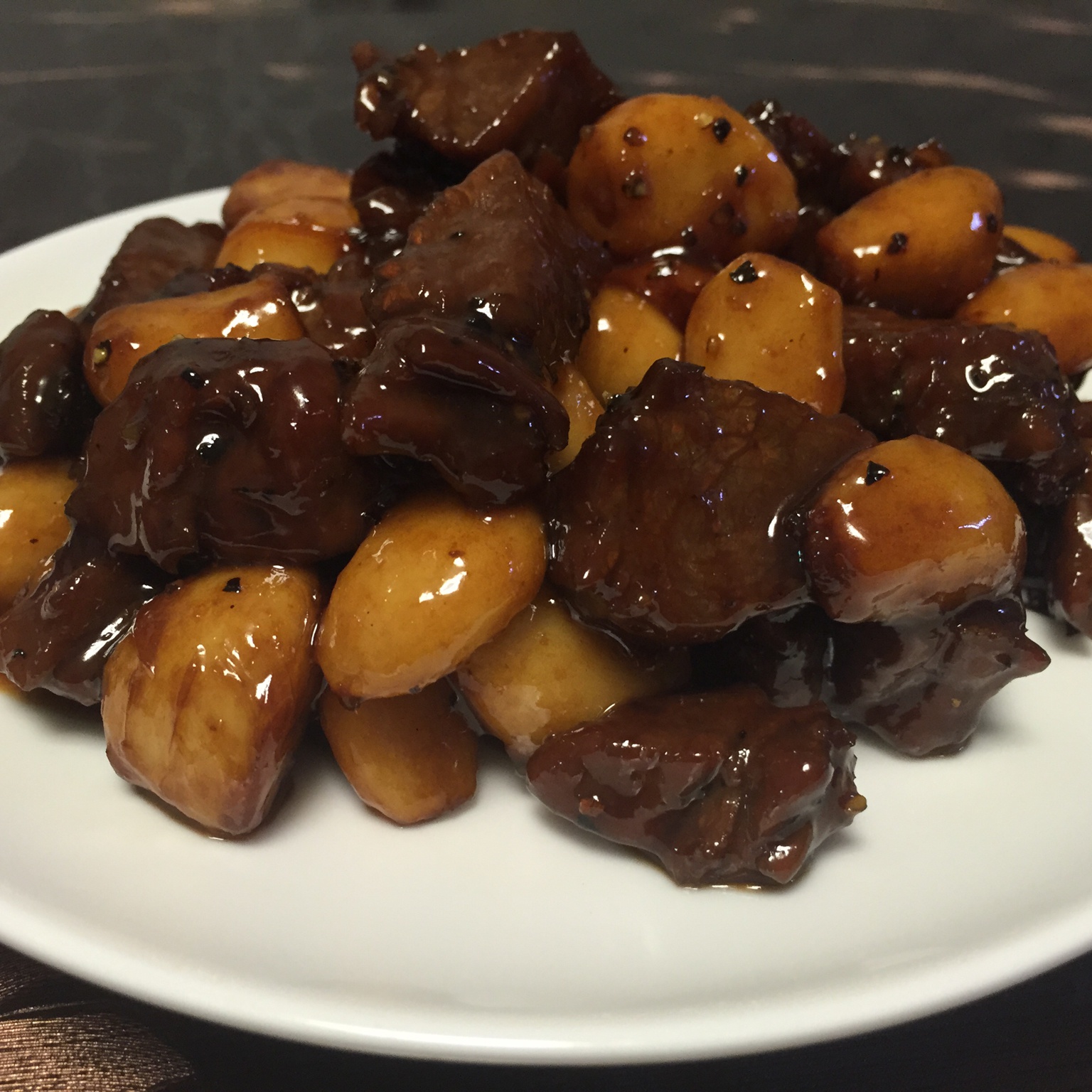 黑蒜子牛肉粒