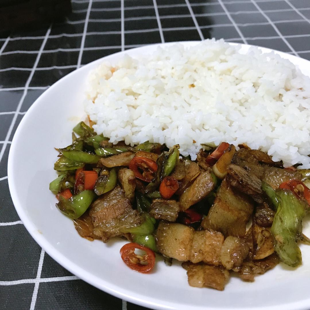 农家小炒肉【记忆中勾魂的油汤】