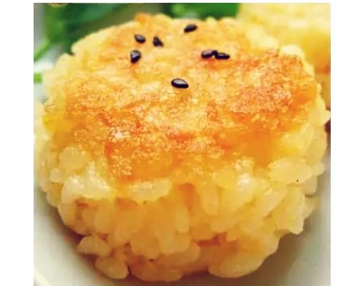 蛋煎饭团