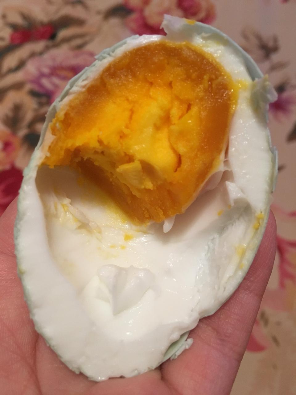 自制咸蛋： 100%出油起沙的咸蛋