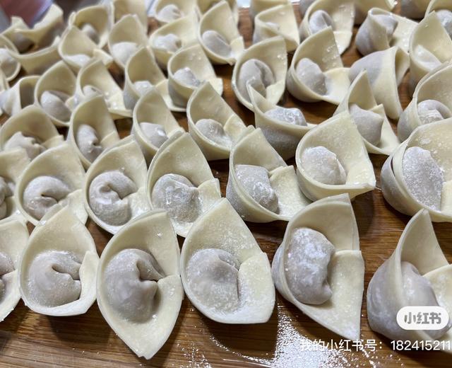超级美味荠菜猪肉饺子(馄饨)陷的做法