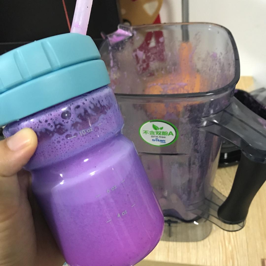 火龙果奶昔