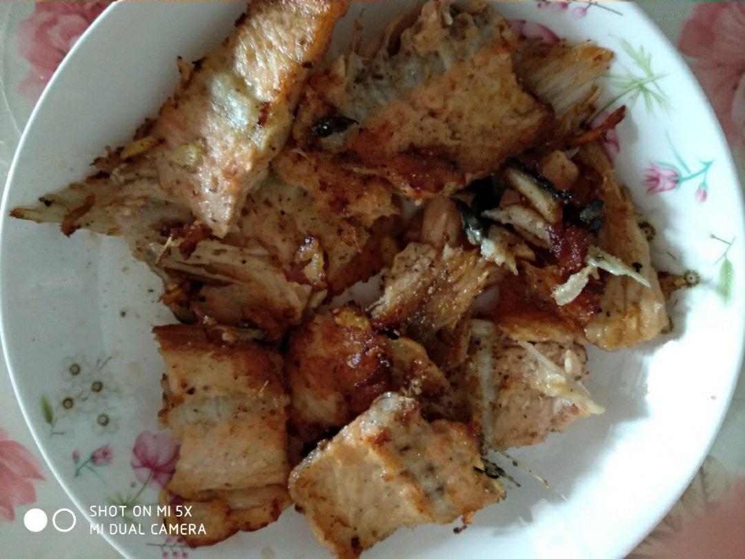 香煎三文鱼骨