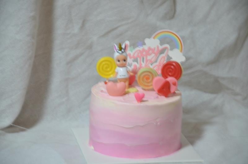 粉红的童年--生日蛋糕