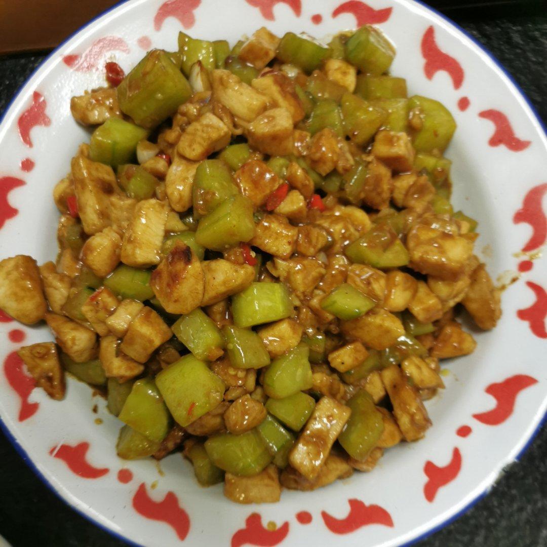 酱爆鸡丁