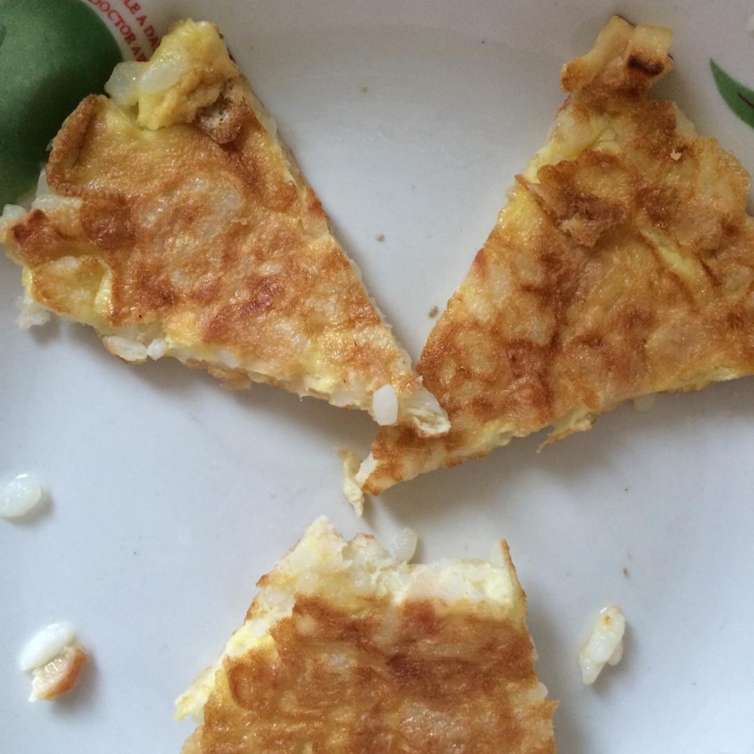 蛋香煎米饼 | 爸爸厨房 VOL.51--米饭、黄瓜、火腿、鸡蛋、西兰花