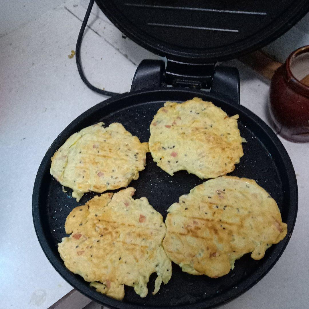 鸡蛋土豆饼