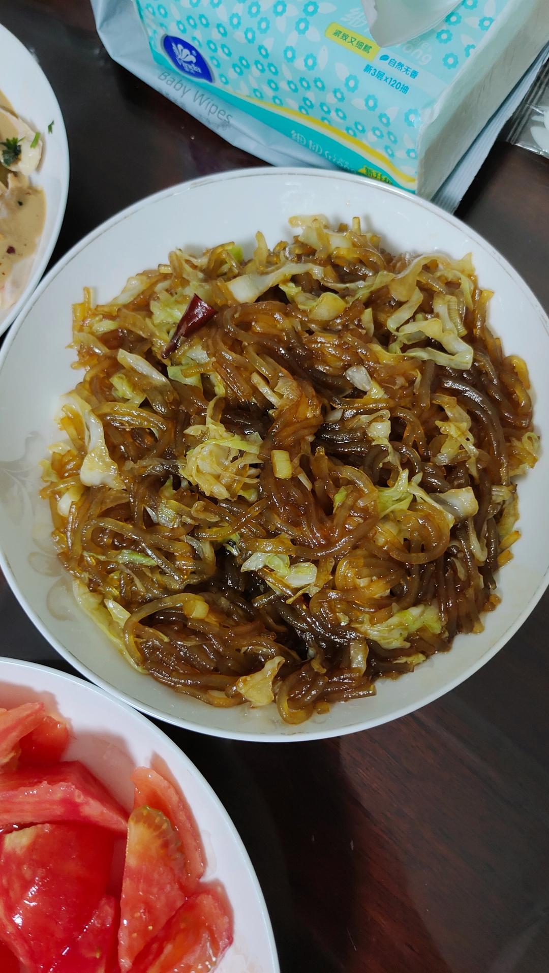 卷心菜炒粉丝 Glass noodles with Cabbage