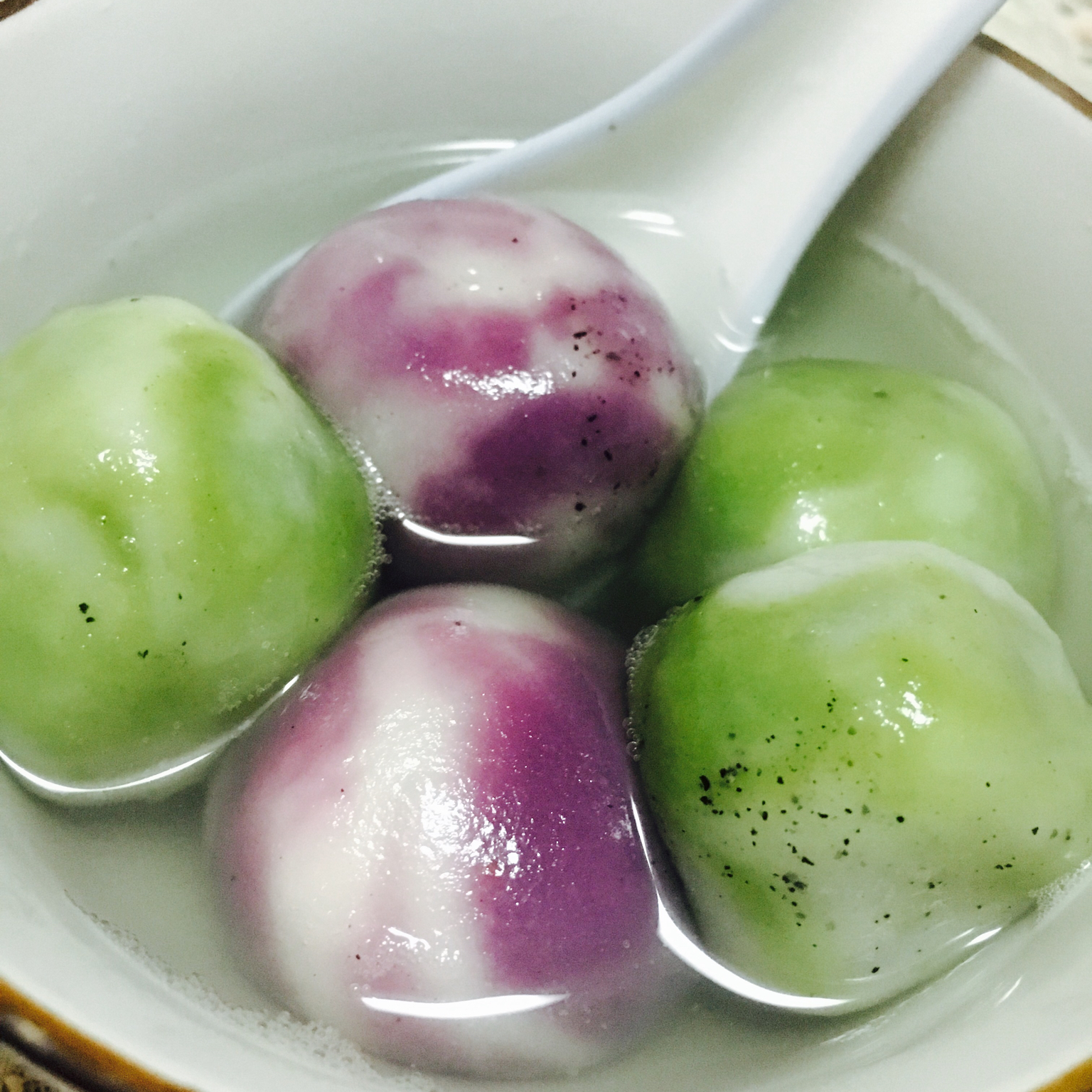 彩色雨花石汤圆（紫薯、南瓜、斑斓汁、红曲粉）