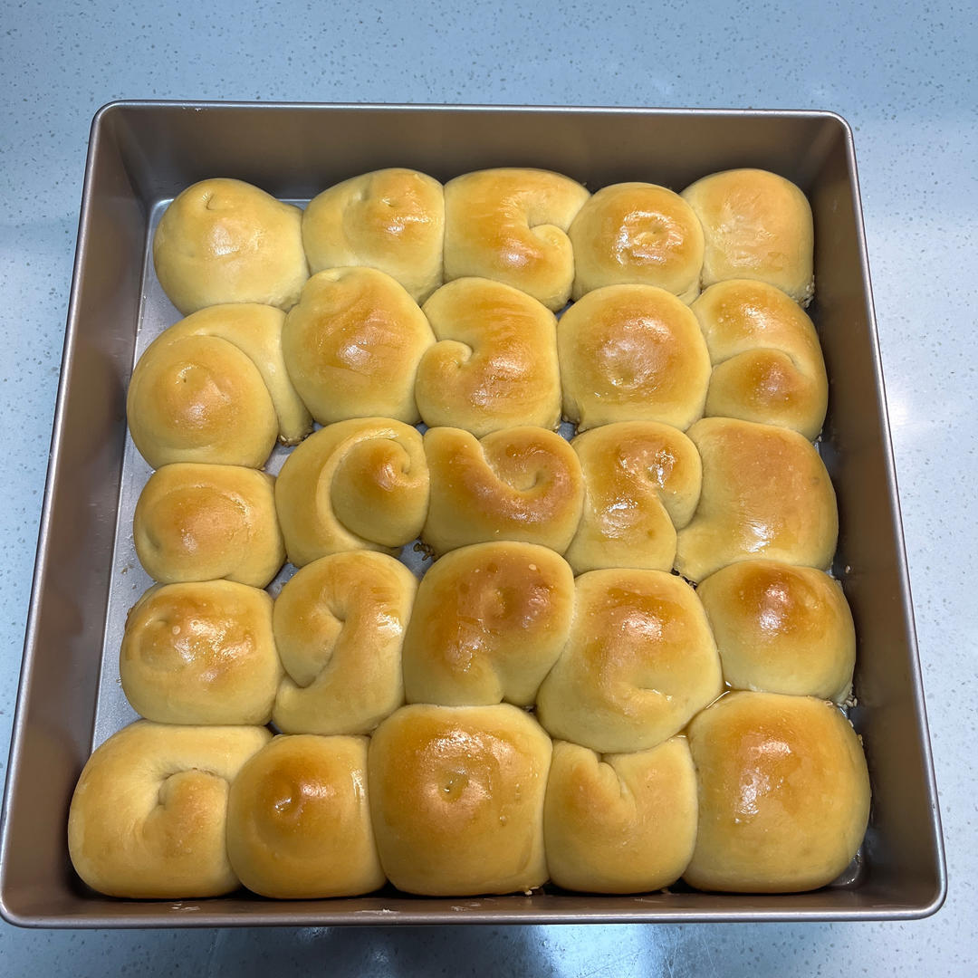 脆底蜂蜜小面包