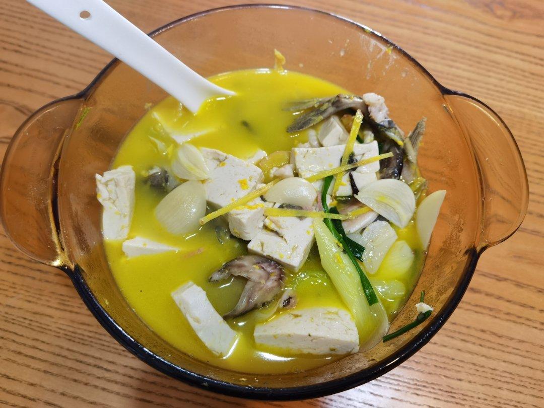 昂刺鱼豆腐汤（黄辣丁）