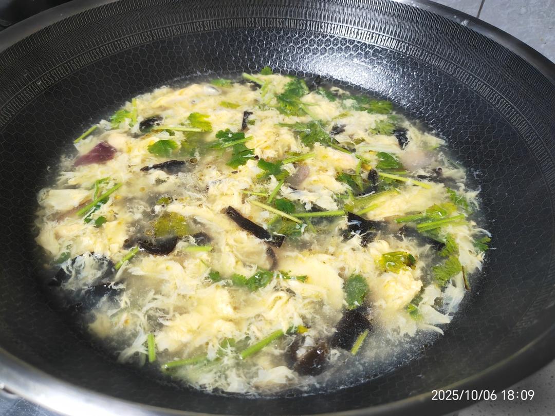 木耳鸡蛋汤
