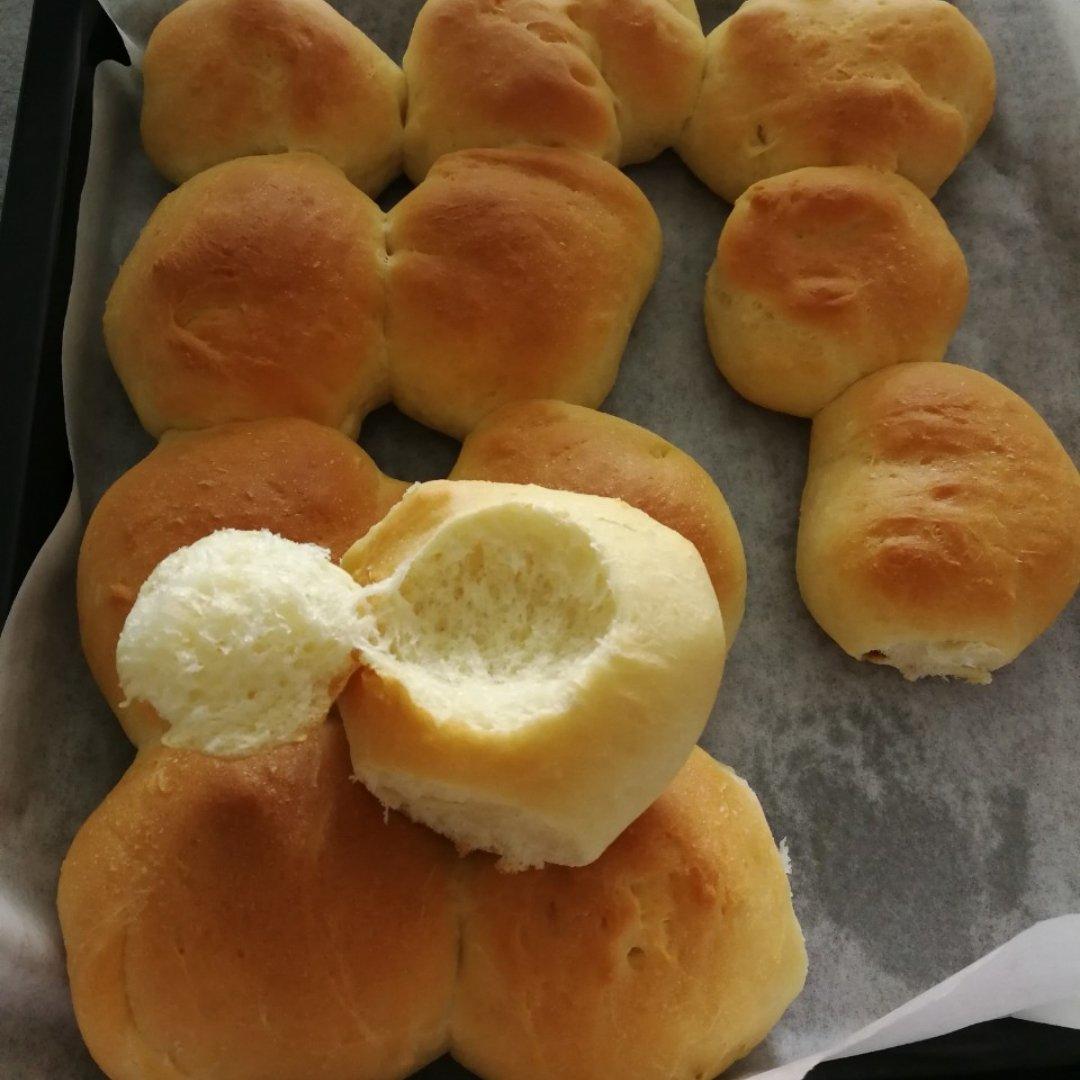 超软牛奶小餐包