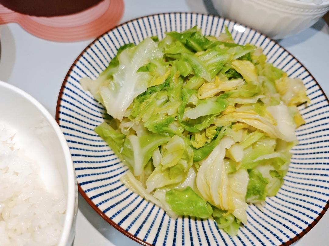 快手简单的蒜炒包菜/圆白菜/卷心菜