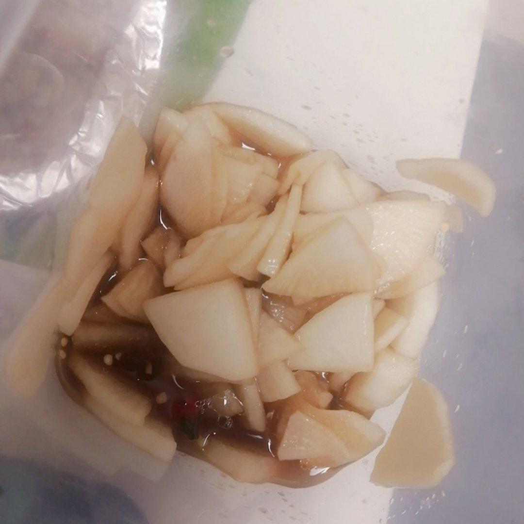 蜂蜜腌白萝卜