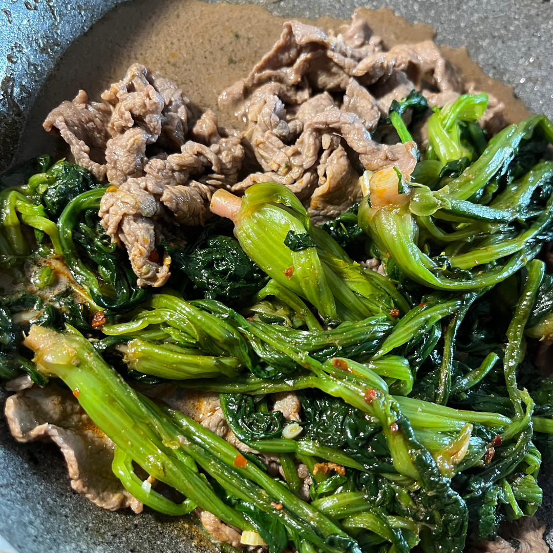 快手炒菜超简单的菜菜系列三：菠菜蚝油牛肉